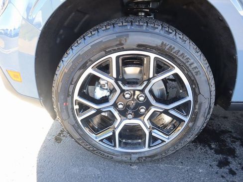 New 2026 Ford Maverick Lariat image 18