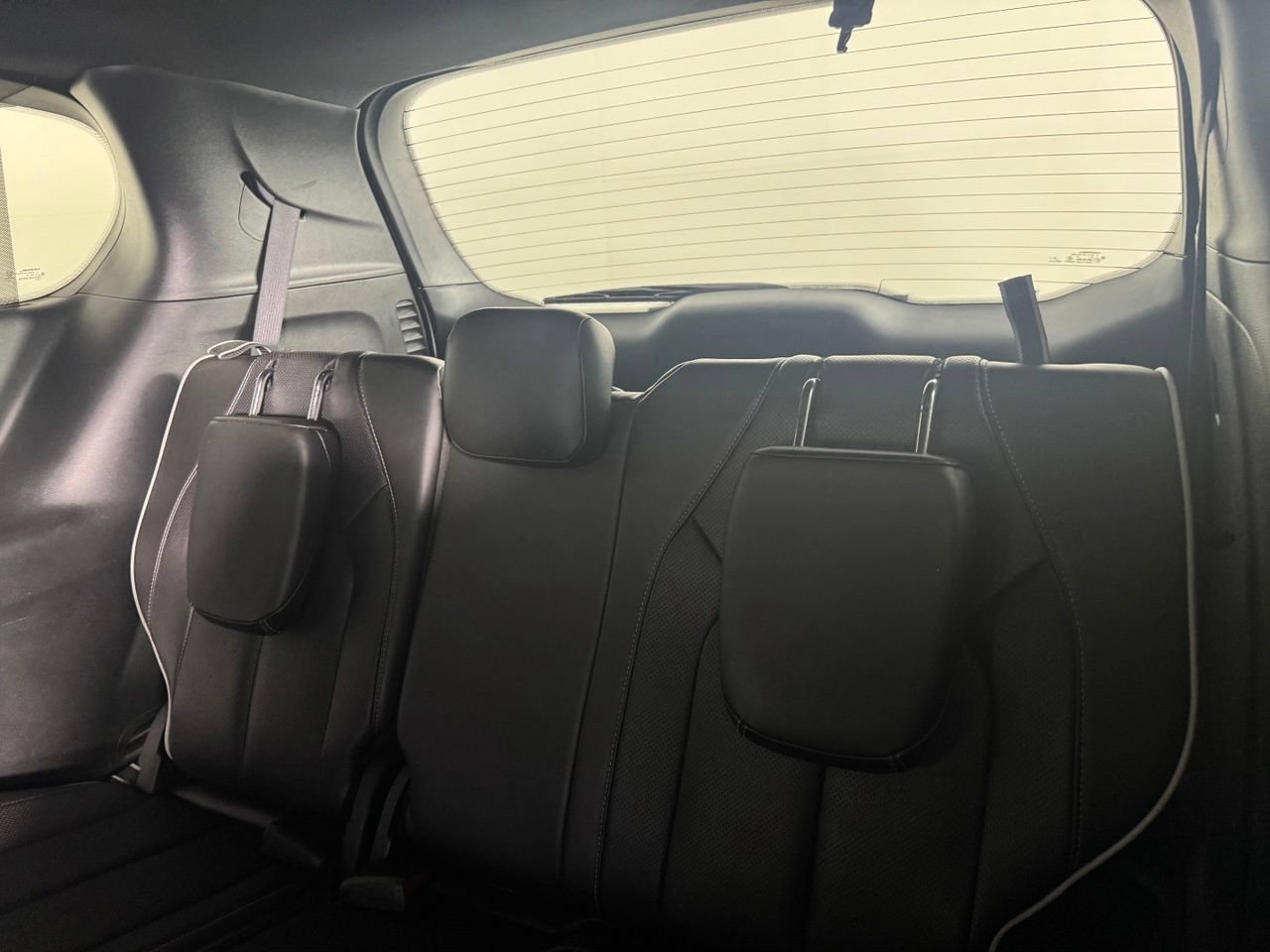 Used 2025 Chrysler Pacifica Limited FWD image 28