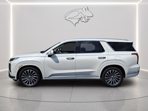 Used 2025 Hyundai Palisade Calligraphy AWD/4WD image 2