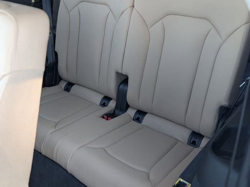 Used 2025 Audi Q7 3.0T Premium Plus image 18