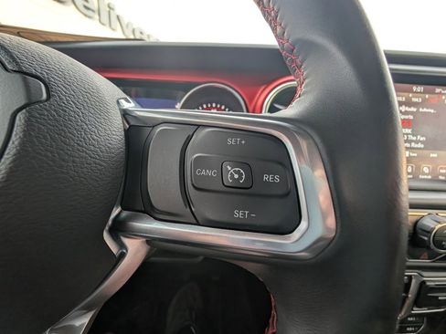 Used 2018 Jeep Wrangler Unlimited Rubicon image 22