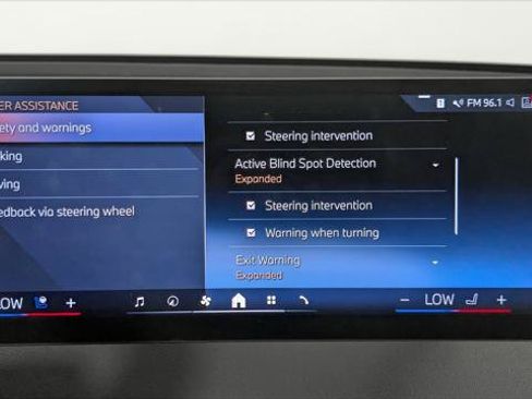 Used 2024 BMW iX xDrive50 w/ Luxury Package AWD/4WD image 28