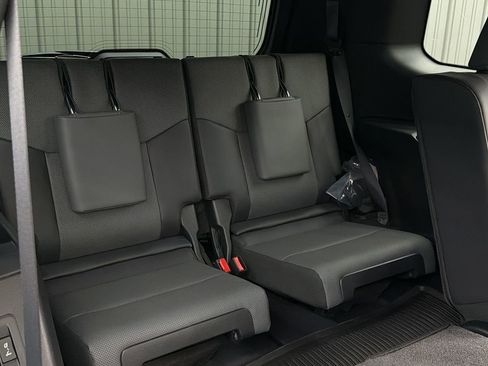 Used 2026 Lexus GX 550 w/ Accessory Package (2T) image 40