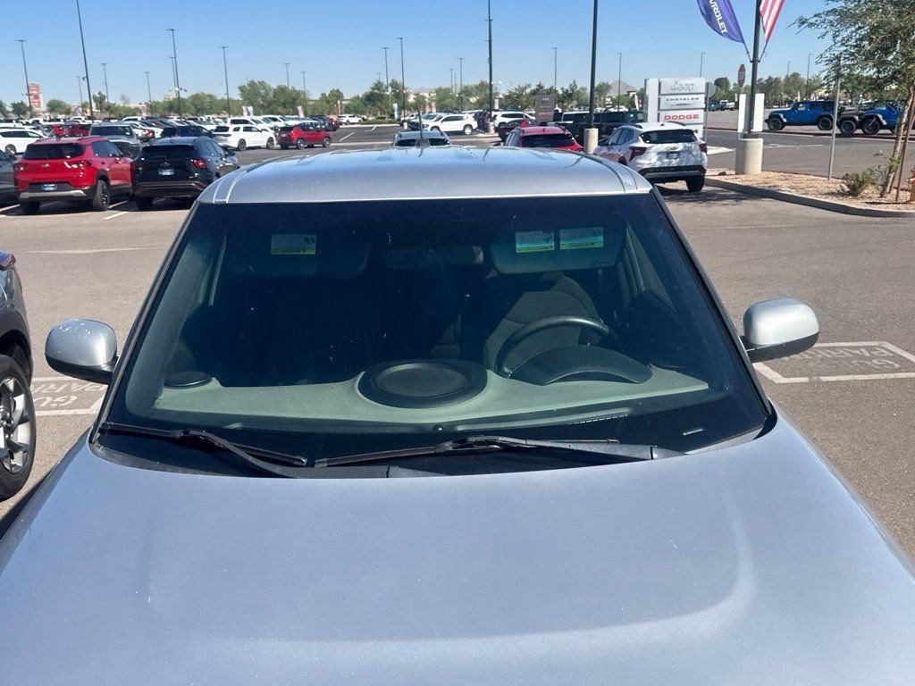Used 2018 Kia Soul + w/ Audio Package FWD image 7