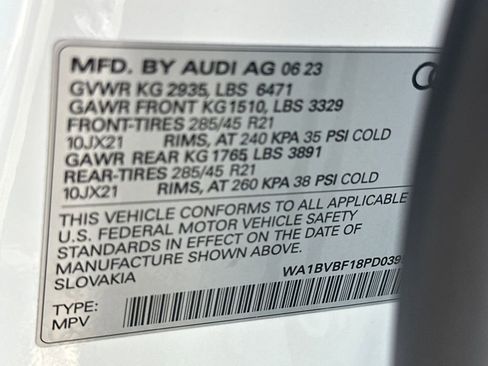 Used 2023 Audi Q8 Premium Plus image 29