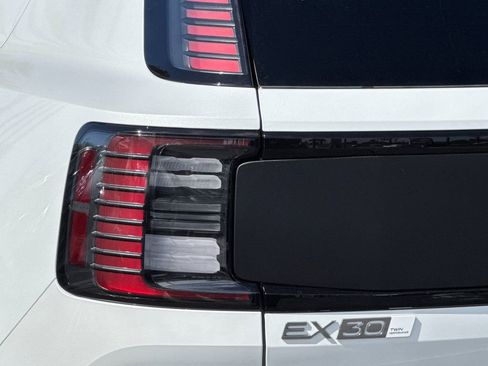New 2026 Volvo EX30 Cross Country Ultra image 25