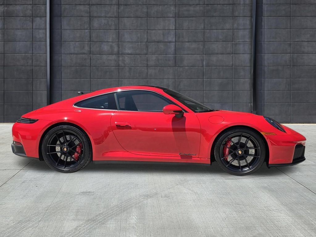 Used 2026 Porsche 911 Carrera GTS RWD image 7