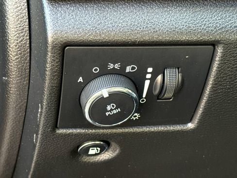 Used 2021 Jeep Grand Cherokee Trailhawk w/ Trailhawk Luxury Group AWD/4WD image 23