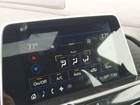 Certified 2025 Cadillac CT4 Sport w/ Climate Package AWD/4WD image 15