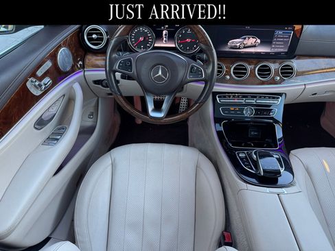 Used 2017 Mercedes-Benz E 300 4MATIC image 8