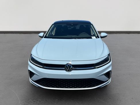 New 2026 Volkswagen Jetta SE FWD image 8