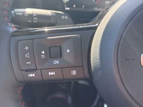 New 2026 Nissan Kicks SR FWD image 16