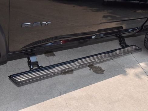 Used 2024 RAM 2500 Rebel w/ Towing Technology Group AWD/4WD image 36