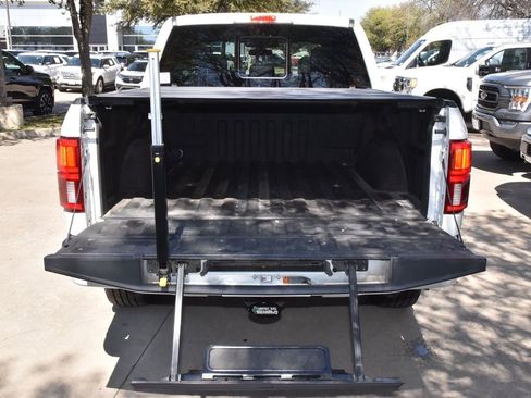 Used 2020 Ford F150 Platinum w/ Equipment Group 701A Luxury image 38