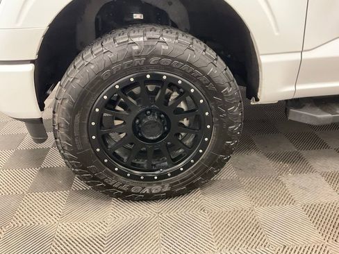 Used 2023 Ford F150 Lariat AWD/4WD image 15