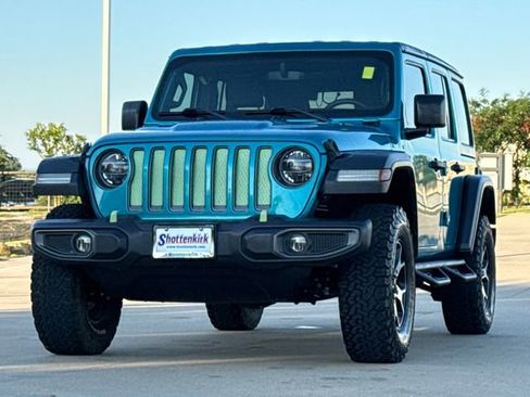 Used 2019 Jeep Wrangler Unlimited Rubicon AWD/4WD image 3