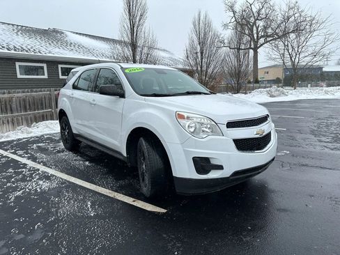 Used 2014 Chevrolet Equinox LS image 3