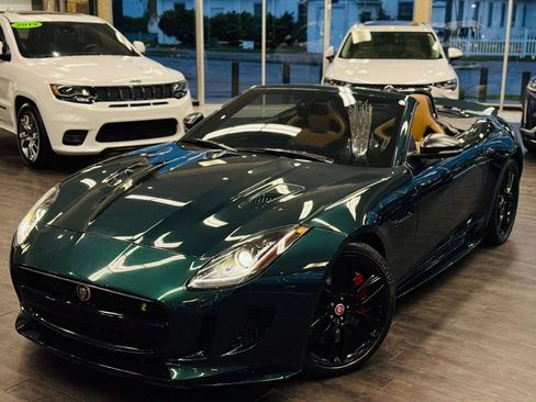 Used 2016 Jaguar F-TYPE R image 26