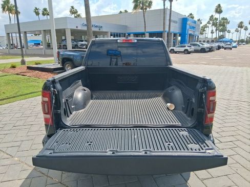 Used 2020 RAM 1500 Laramie w/ Sport Appearance Package AWD/4WD image 7