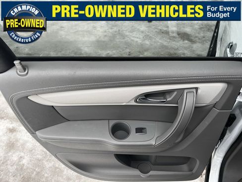 Used 2016 Chevrolet Traverse LT image 26