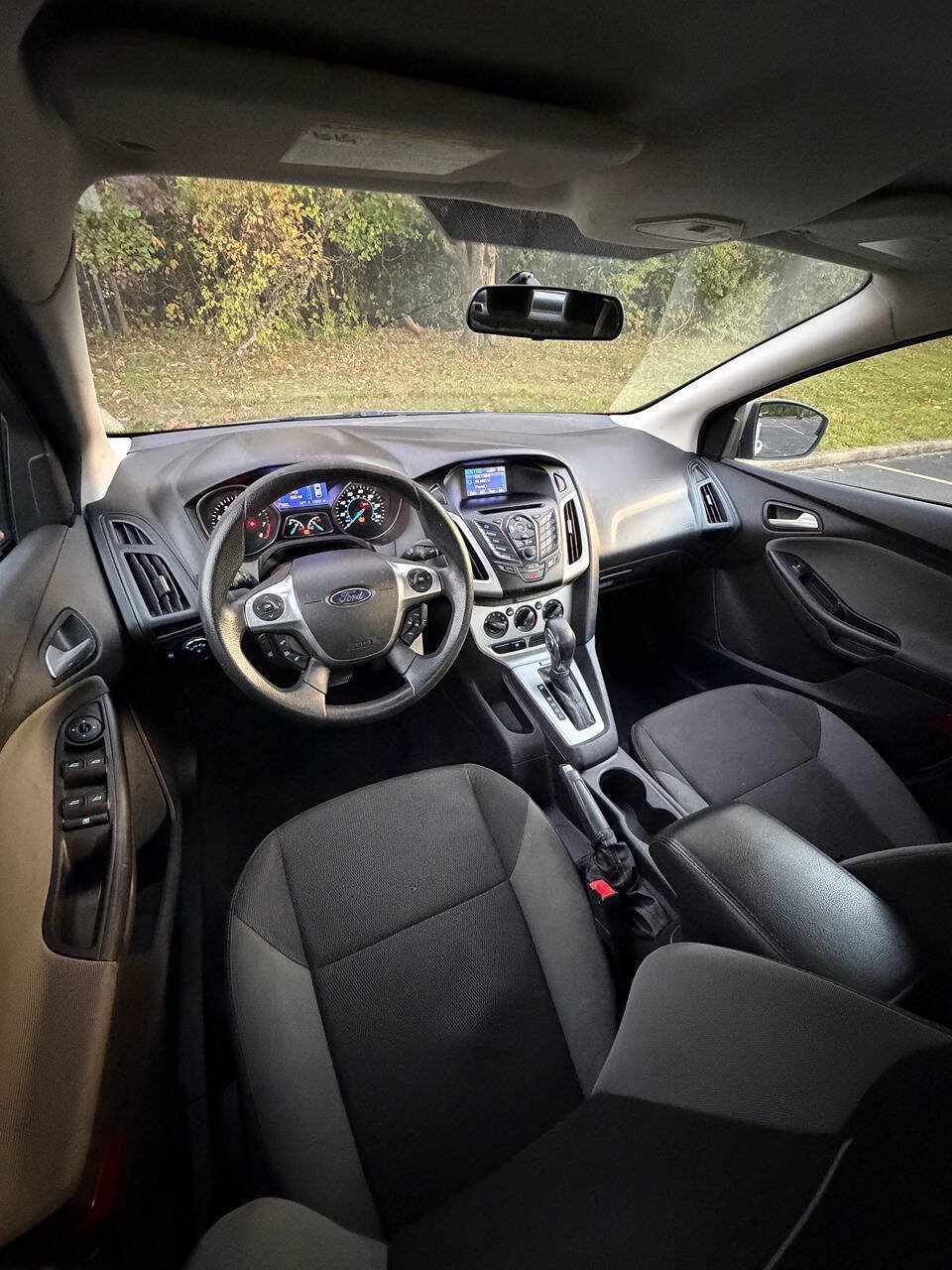 Used 2013 Ford Focus SE FWD image 14