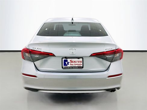 Used 2022 Honda Civic Sport image 6