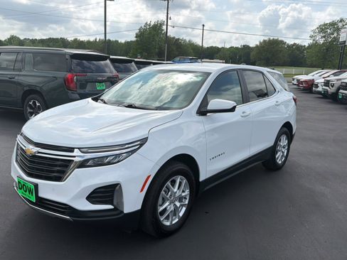 Used 2024 Chevrolet Equinox LT image 8