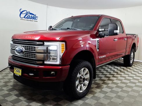 Used 2018 Ford F350 Platinum w/ Platinum Ultimate Package AWD/4WD image 6