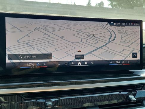 Used 2024 BMW X7 xDrive40i image 9