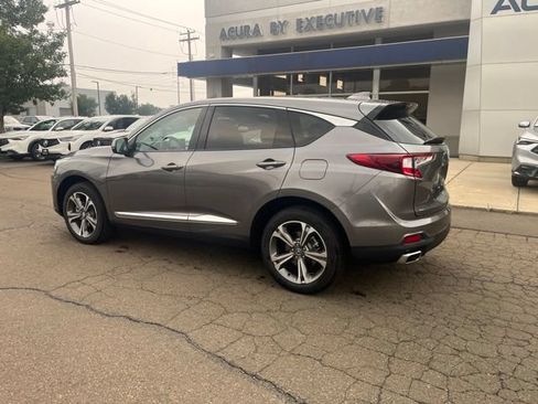 Used 2025 Acura RDX SH-AWD w/ Technology Package image 8