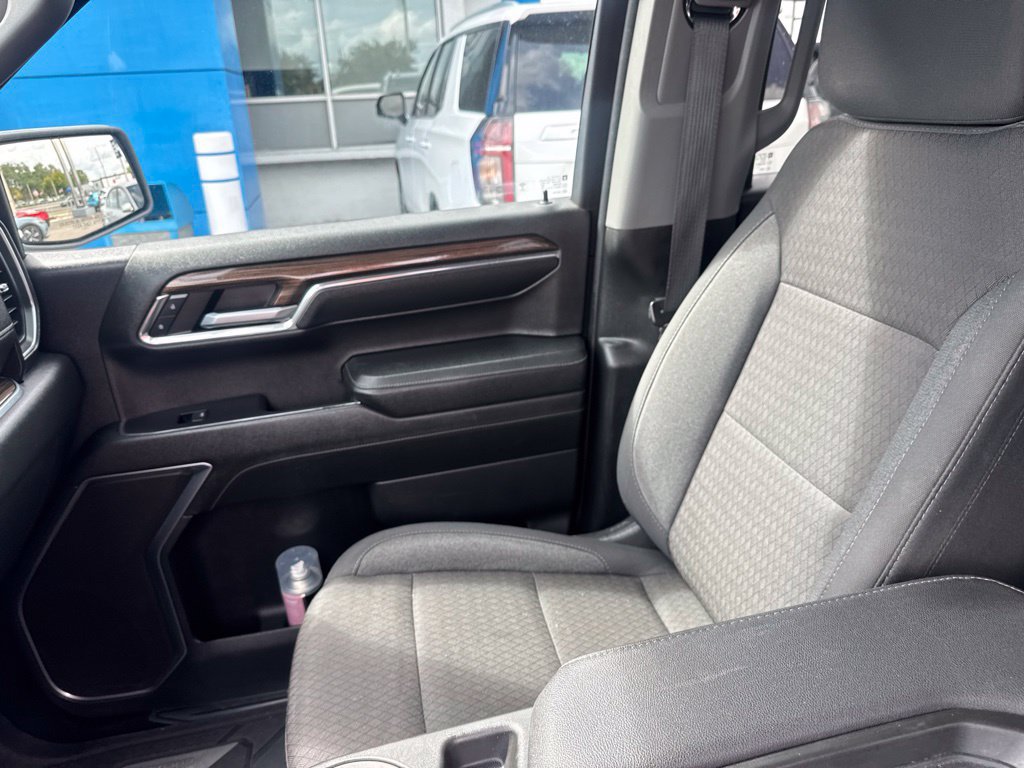 Used 2024 Chevrolet Silverado 1500 LT w/ Protection Package AWD/4WD image 12