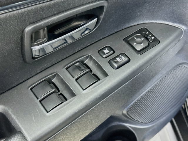Used 2024 Mitsubishi Outlander Sport ES AWD/4WD image 18