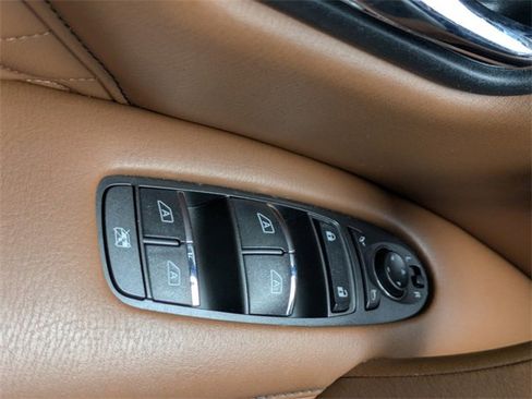 Used 2022 INFINITI QX80 Sensory w/ Cargo Package image 30