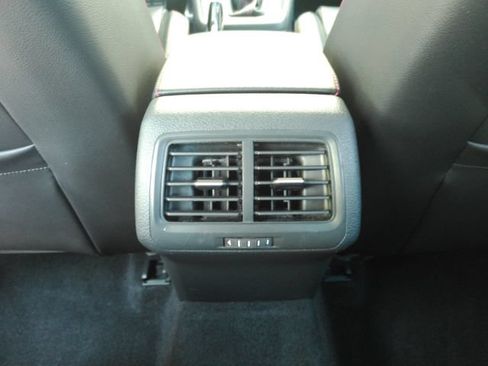 Used 2017 Volkswagen GTI SE FWD image 25