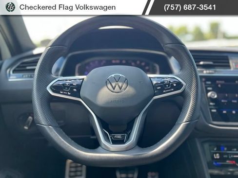 Used 2022 Volkswagen Tiguan SEL R-Line AWD/4WD image 37