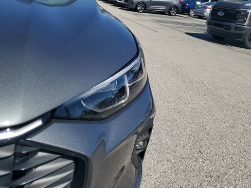 Certified 2025 Ford Escape Platinum w/ Premium Technology Package image 3