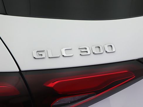 New 2026 Mercedes-Benz C 43 AMG 4MATIC Sedan image 19