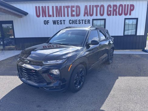 Used 2022 Chevrolet TrailBlazer RS w/ Sun and Liftgate Package FWD image 1