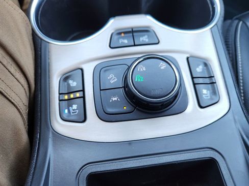 Used 2023 GMC Terrain Denali image 53