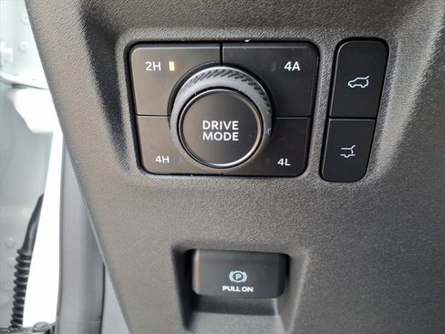 New 2026 Ford Expedition King Ranch image 5