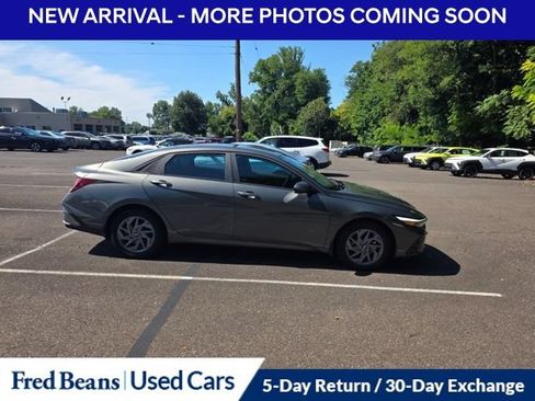 Certified 2024 Hyundai Elantra SEL FWD image 4