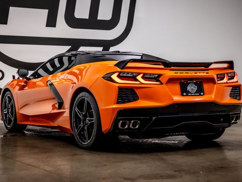 Used 2023 Chevrolet Corvette Stingray Preferred Conv w/ Z51 Performance Package RWD image 30