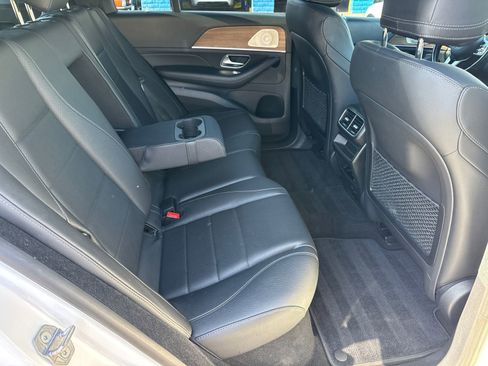 Used 2021 Mercedes-Benz GLE 350 w/ AMG Line Exterior image 11