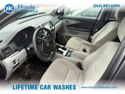 Used 2016 Honda Pilot LX image 5