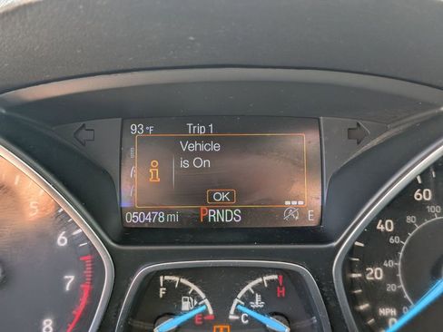 Used 2018 Ford Escape Titanium AWD/4WD image 38