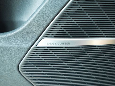 New 2025 Audi Q7 3.0T Prestige image 35