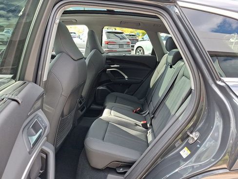 Certified 2025 Audi Q5 Premium Plus w/ Premium Plus image 10