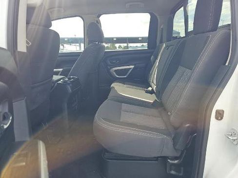 Certified 2023 Nissan Titan SV w/ SV Convenience Package image 10