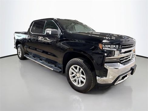 Used 2019 Chevrolet Silverado 1500 LTZ image 5
