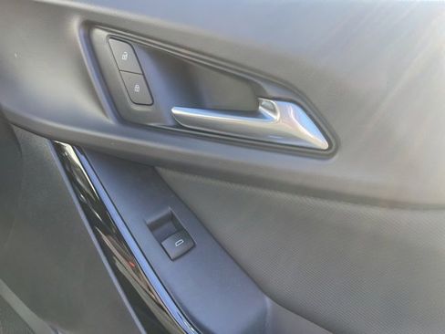 New 2025 Chevrolet Equinox LT image 20